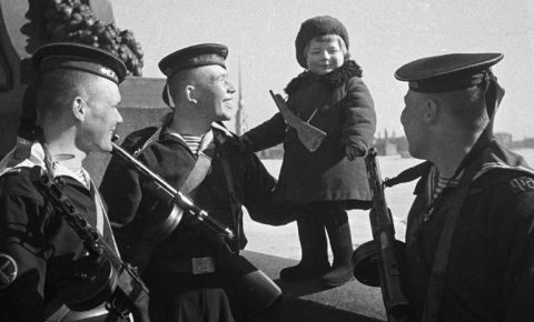 «Важнейшее государственное дело»: как советская власть спасала беспризорных детей в годы Великой Отечественной войны