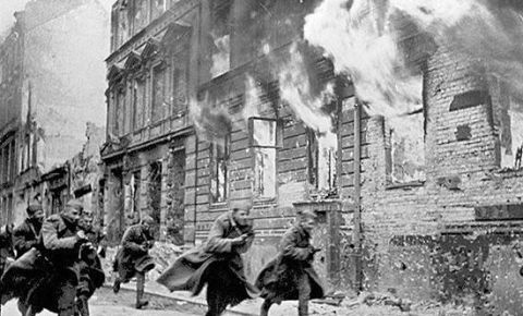 28 апреля 1945 года в ходе Берлинской наступательной операции начался штурм Рейхстага