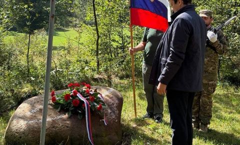 В Словении прошли мемориальные мероприятия у памятника партизанам и красноармейцам, павшим в борьбе с фашистами