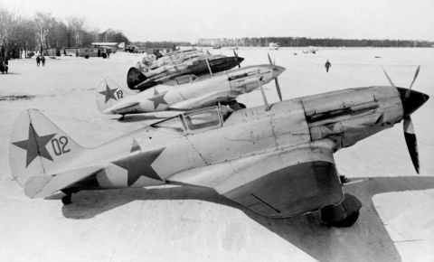 В Новгородской области поисковики обнаружили самолет времен Великой Отечественной войны