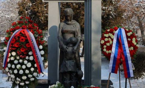 В Армении прошли мероприятия посвященные 80-летней годовщине освобождения Ленинграда от фашистской блокады