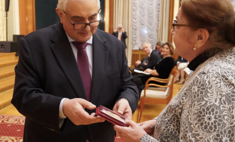 Посол России в Германии вручил медали бывшим блокадникам