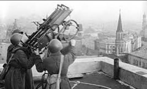 7 января 1942 года завершилось контрнаступление советских войск под Москвой