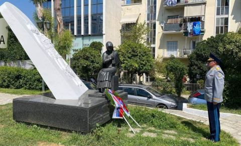 В Греции возложили венок к памятнику Советскому воину в афинском районе Каллифея