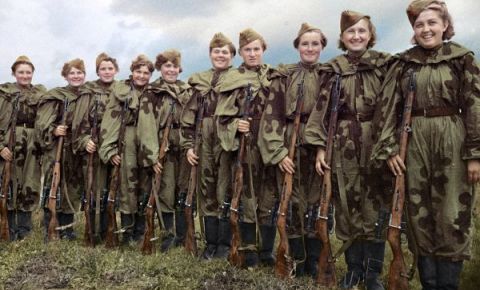 О героизме советских женщин в годы Великой Отечественной войны