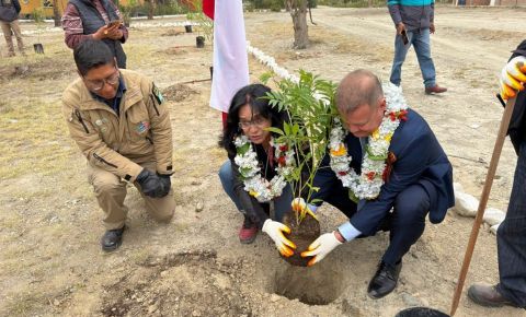 В Боливии прошла церемония закладки «Сада памяти»