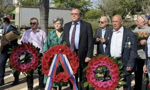 В Кирьят-Гате прошла церемония возложения венков к памятнику ликвидаторам аварии на ЧАЭС