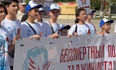 В Таджикистане прошло Шествие «Бессмертного Полка»