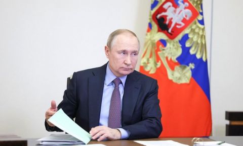 Президент России отметил важность шествия Бессмертного полка