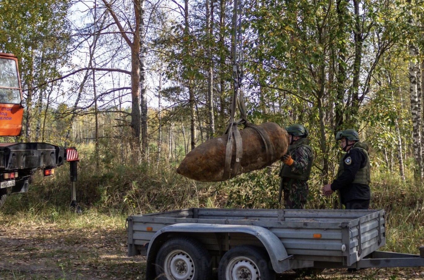 Бомбу времен Великой Отечественной войны весом в полтонны обнаружили в  Брянске