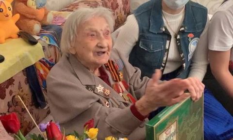В Тюмени умерла старейшая участница Великой Отечественной войны Александра Чебаненко, ей было 105 лет. 