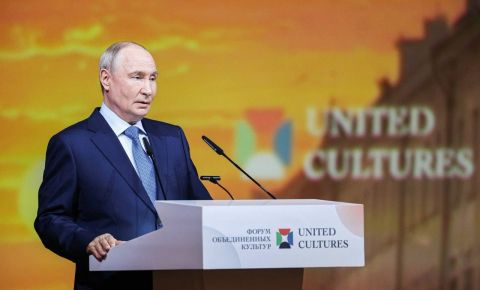 Президент России выступил на XII Международном форуме объединённых культур в Санкт Петербурге