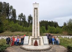 В Румынии провели уборку и благоустройство захоронений советских воинов в городах Синая и Брашов