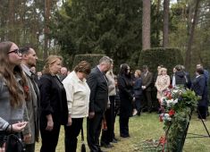 На кладбище «Waldfriedhof» прошла мемориальная церемония