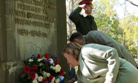 В городе Торгау состоялась торжественная церемония по случаю 81-й годовщины встречи на Эльбе