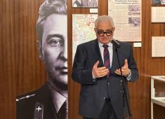 В Берлине открылась выставка «Огромное небо», посвященная подвигу летчиков Бориса Капустина и Юрия Янова