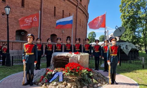 В «Военно-историческом музее артиллерии» прошло мемориальное мероприятие в честь окончания Ленинградской битвы