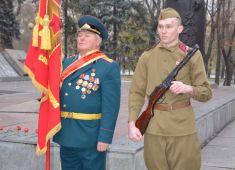 Акция приуроченная ко Дню Неизвестного солдата прошла на Украине