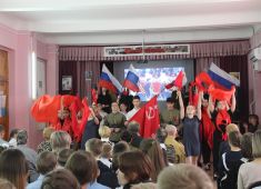 Празднование победы в Сталинградской битве продолжается