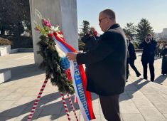 В КНДР на Советском мемориальном кладбище прошла церемония возложения цветов