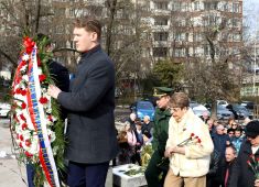 В Софии прошла церемония возложения цветов к монументу на братской могиле советских солдат