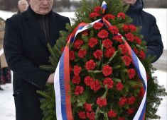 В городе Пененжно прошла мемориальная церемония памяти Ивана Черняховского