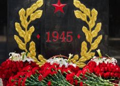 На мемориале советским и монгольским воинам в уезде Чжанбэй прошла мемориальная церемония