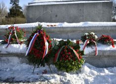 В Польше прошли мемориальные мероприятия посвященные 81-й годовщине освобождения Варшавы