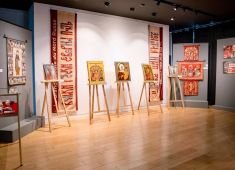 В Париже открылась выставка «Великий Русский Северный путь: Золотая нить столетий»