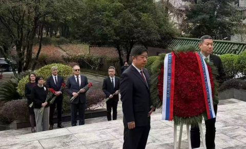 В китайском городе Гуйлинь прошла мемориальная церемония 