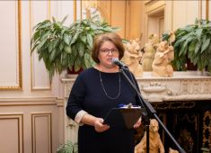 В Париже открылась выставка Российского Университета традиционных художественных промыслов