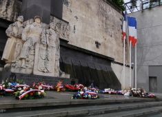 Во французском городе Клермон-Ферран почтили память героев Великой Отечественной войны