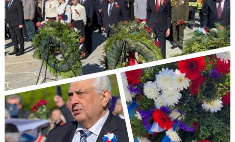 В Берлине прошла мемориальная церемония возложения венков к советскому воинскому мемориалу в Трептов-парке