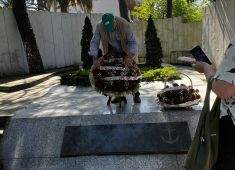 В ряде городов Грузии прошли мемориальные мероприятия с возложением венков и цветов