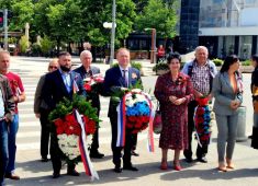 В Сербии возложили цветы к мемориалам советским и югославским воинам