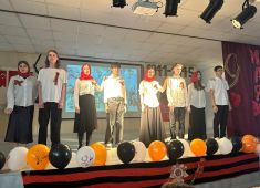 В Стамбульской школе имени Пушкина прошли праздничные мероприятия в честь Дня Победы