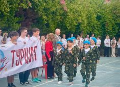 В Аланье прошел «Бессмертный Полк» и мемориальные мероприятия посвященные Дню Победы