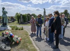 В Бельгии прошла мемориальная церемония в честь 80-летия Великой Победы