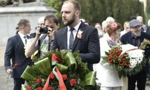 В Варшаве прошла мемориальная церемония в преддверии Дня Победы