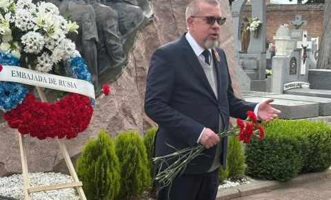 В Испании прошла мемориальная церемония у Монумента советским добровольцам