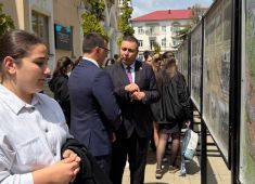 В Южной Осетии открылась фотовыставка, приуроченная к 81-ой годовщине Великой Победы