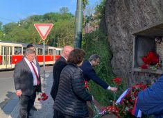 В Праге прошли мемориальные мероприятия посвященные Дню Победы