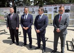 В Южной Осетии открылась фотовыставка, приуроченная к 81-ой годовщине Великой Победы
