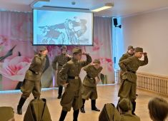 Самый северный «Бессмертный Полк» прошел на норвежском архипелаге Шпицберген