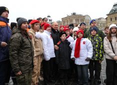 В День народного единства Владимир Путин возложил цветы к памятнику Кузьме Минину и Дмитрию Пожарскому