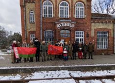 В Бресте, активисты Международного Движения «Бессмертный полк» провели поход по местам, связанным с Великой Отечественной войной