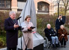 В Париже открыли памятник Александру Сергеевичу Пушкину