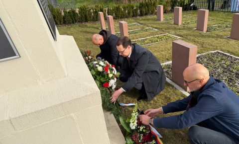В Германии на советском воинском захоронении прошла церемония открытия после реконструкции