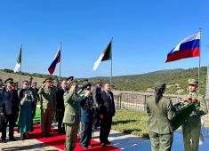 В Алжире открыли памятник посвященный советским саперам