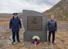 В Норвегии открыли памятник советским лётчикам